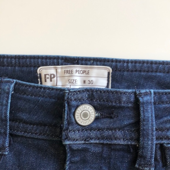 🔥Free People Denim Shorts - Picture 5 of 11